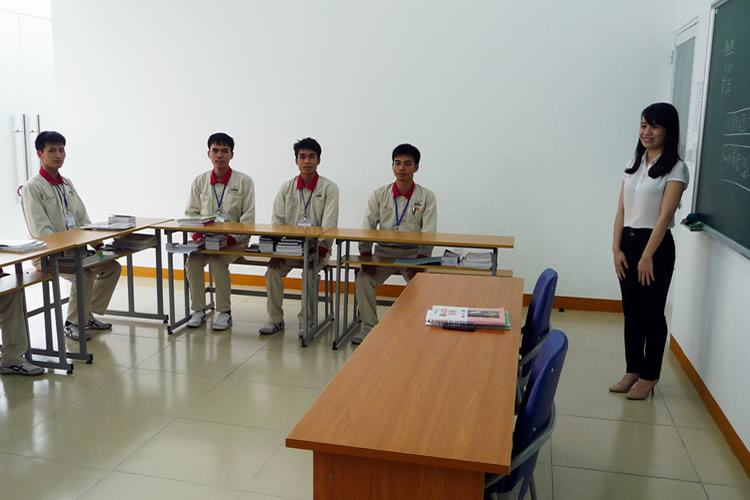 日本語の指導体制